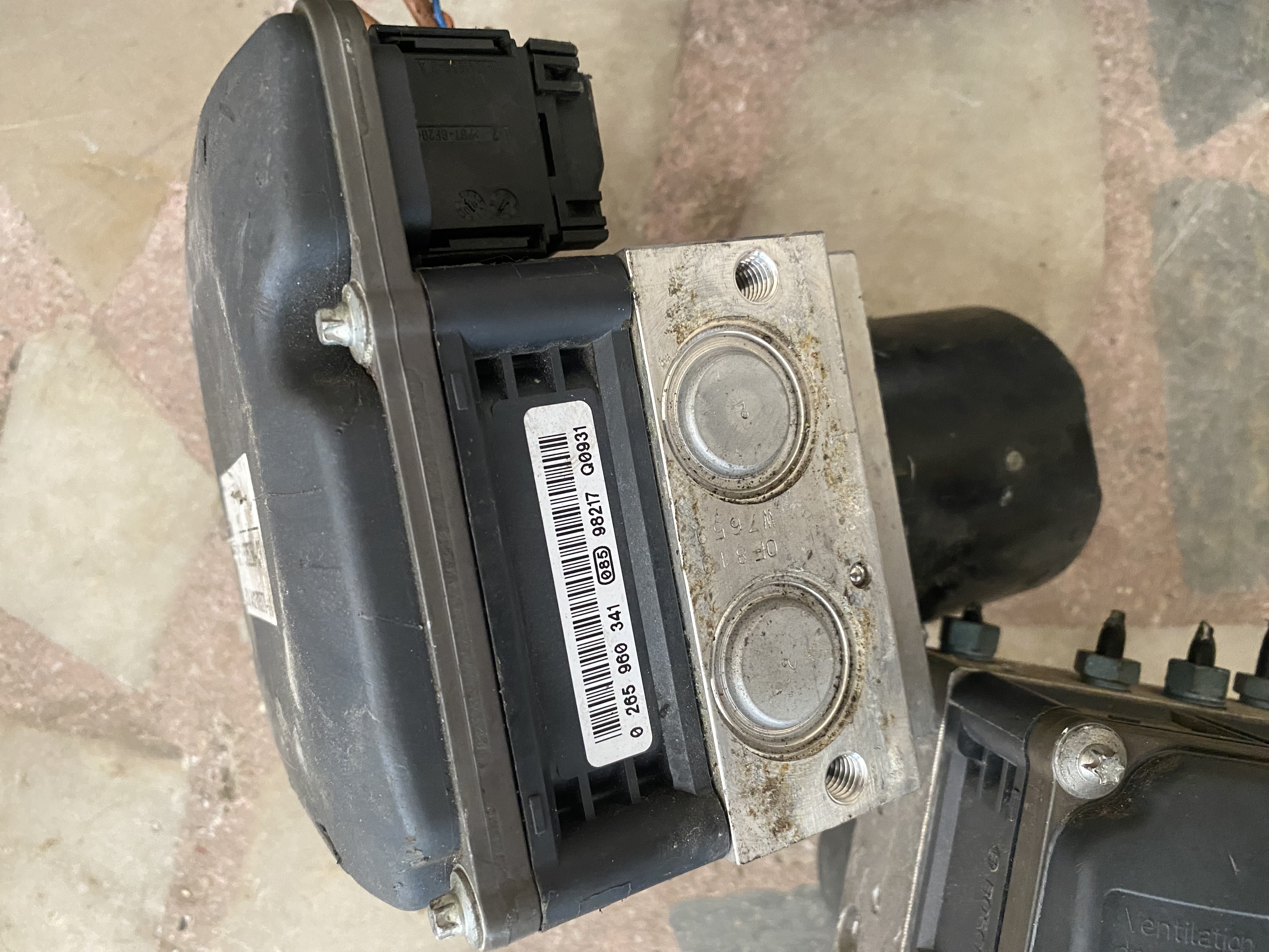 BMW X5 X6 ABS POMPA BEYNİ 34516774992-04 34516780126-07 34516780126-06 34516780126-05 34516780126-04 34516780126-02 34516780126-01 0265960485 0265960395 0265960359 0265960341